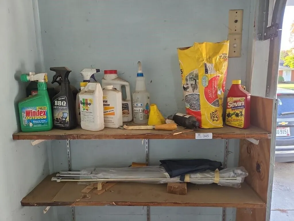 Shelf Contents; Lawn Treatments (shelf NOT include