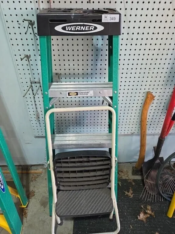 Werner 4' Step Ladder and Step Stool