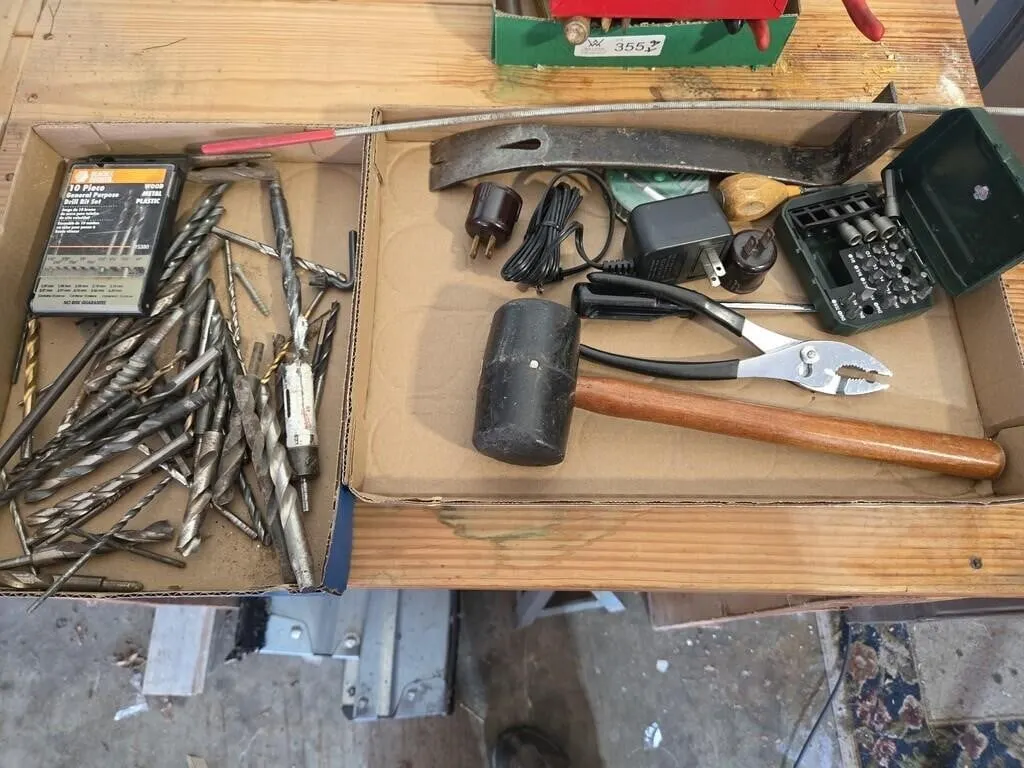 Drill Bits, Pry Bar