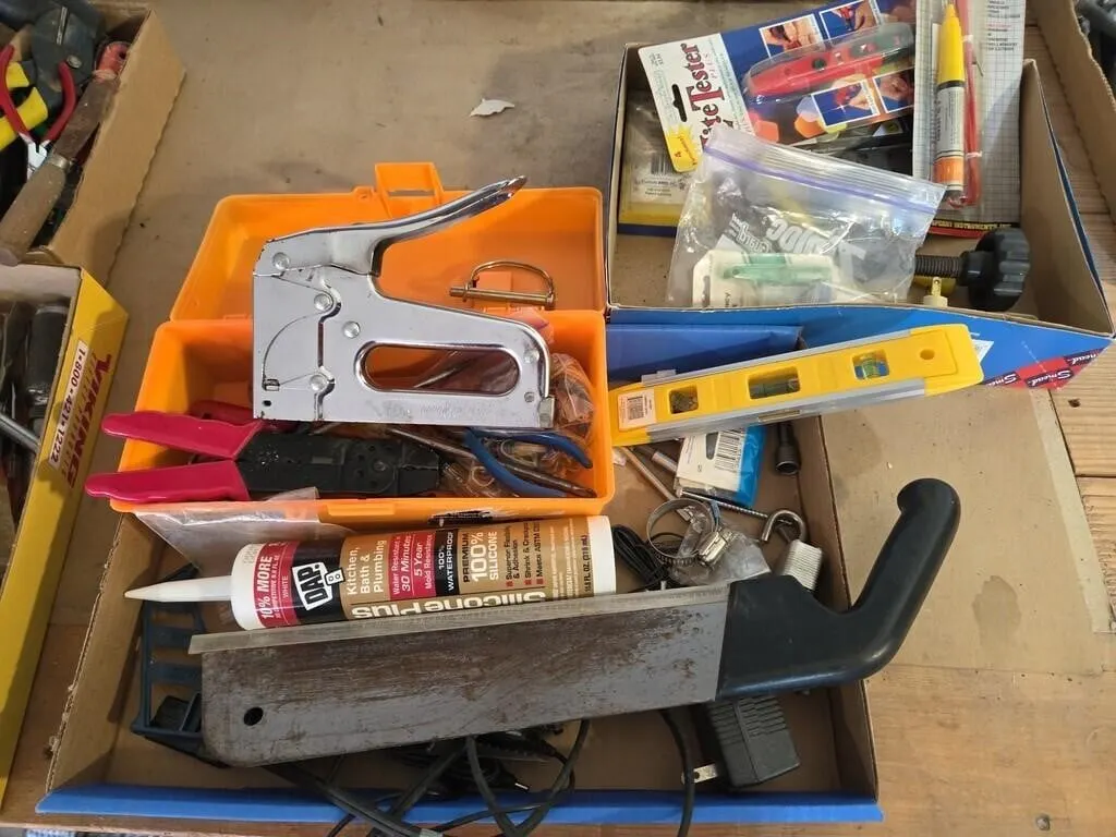 Electrical Tools, Stapler, misc