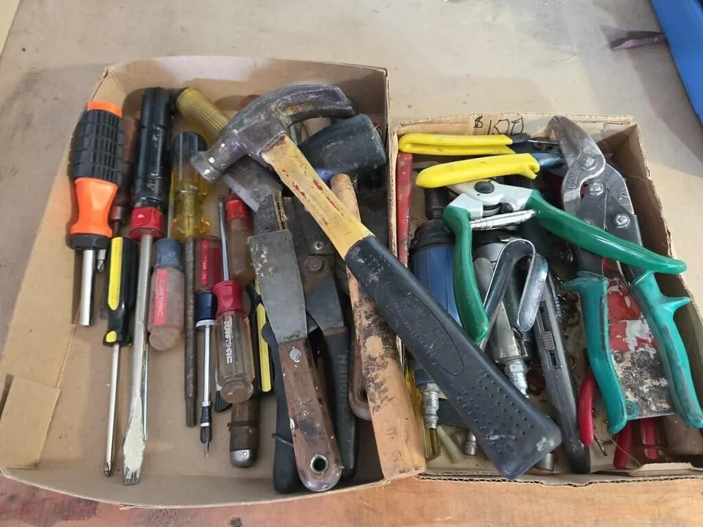 Screwdrivers, Putty Knives, misc
