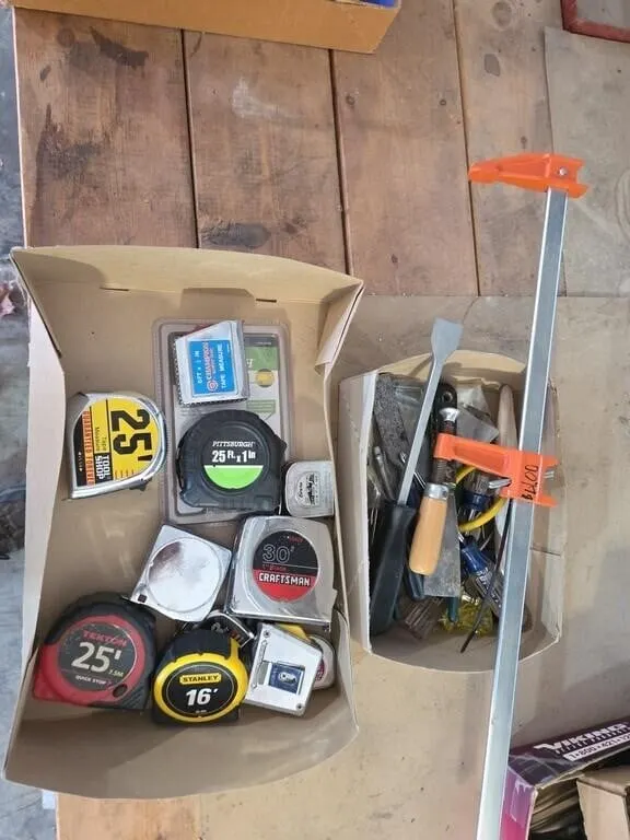 Tape Measurers, Screwdrivers, Clamp, misc