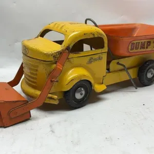 Vintage Lincoln Pressed Steel Dump Truck Toy