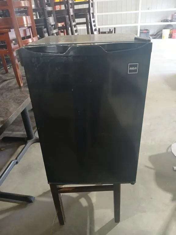 RCA Compact Refrigerator