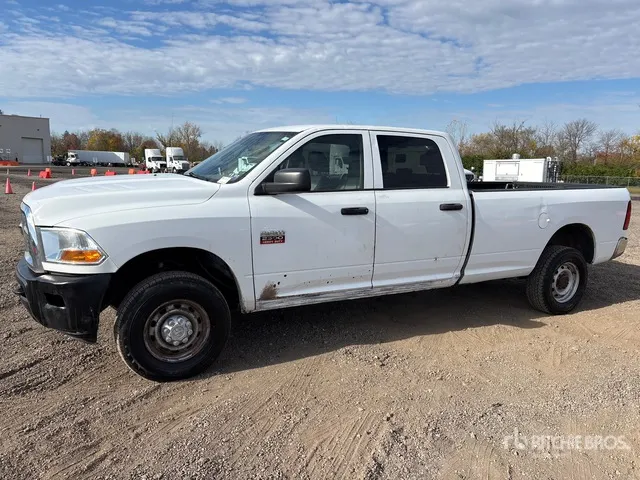 2011 Dodge Ram 2500 4x4 Crew Cab Pickup