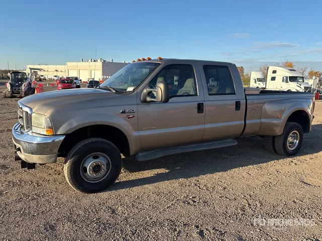 2003 Ford F-350 XLT 4x4 Crew Cab Pickup