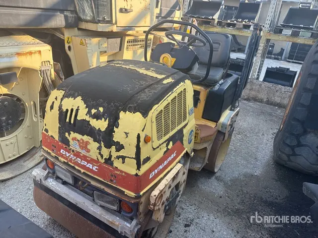 2009 Dynapac CC90 Double Drum Roller