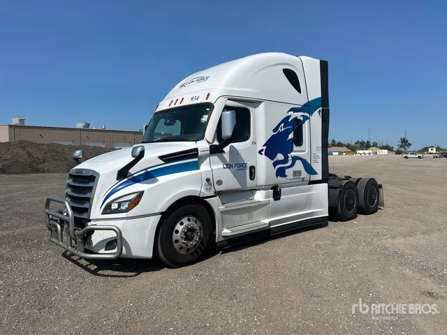 2024 Freightliner Cascadia 126 6x4 T/A Sleeper Truck Tractor