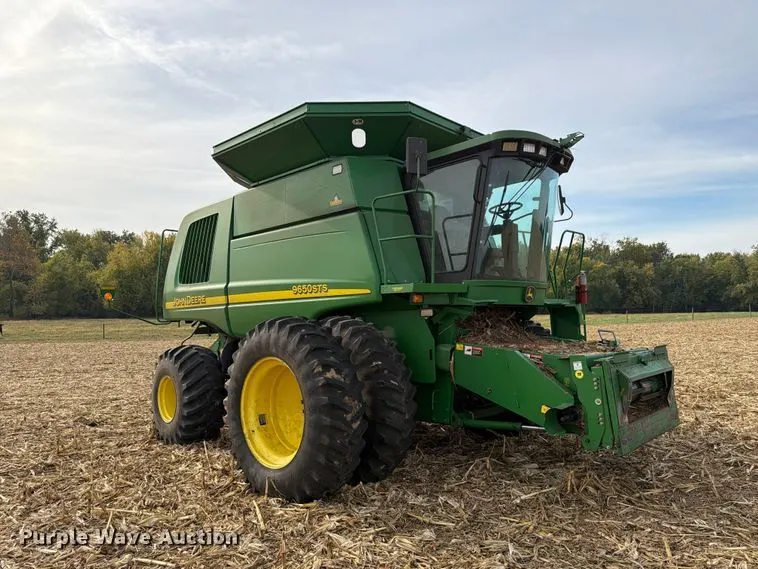 2003 John Deere 9650 STS combine