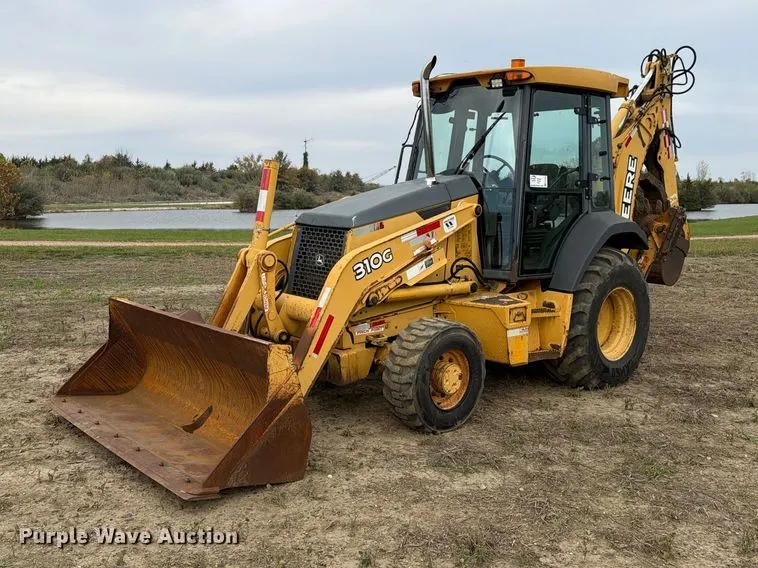 2006 John Deere 310G backhoe