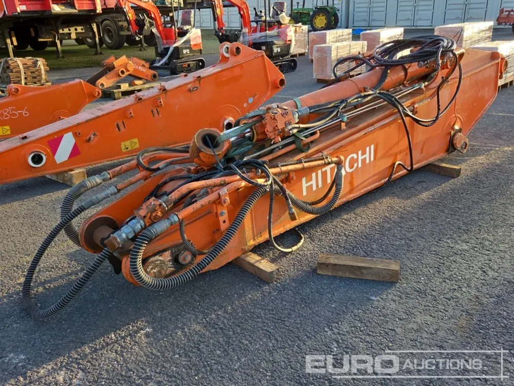 Boom to suit Hitachi