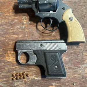 Daisy 250-Shot Roll Cap Toy Revolver and Slavia 6.35mm Pistol, Missing Loading Bar for Blanks