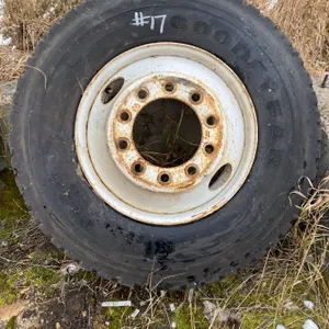 11Rx22.5 Goodyear tire & rim