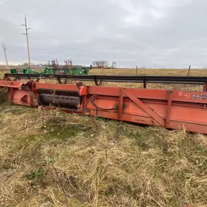 (Lot #'s 38, 39 & 40 are a Group Lot) MF 9024 24 ft. combine header c/w Batt reels