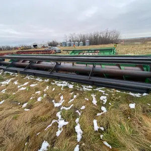 (Lot #'s 41, 42 & 43 are a Group Lot) JD 924 24 ft. combine header c/w batt reels