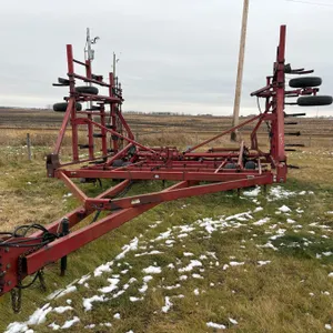 Case IH 4700, approx. 34 inch Vibra tiller c/w 3 bar tines, nice condition
