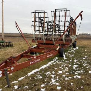 Morris Ranger II, approx. 50 ft. tine harrows packer unit c/w 2 1/2 inch packers, nice