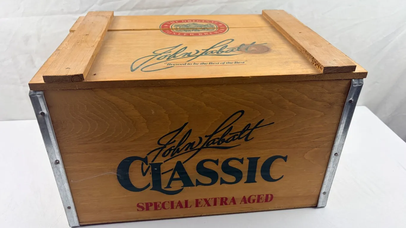Classic John Labatt Crate