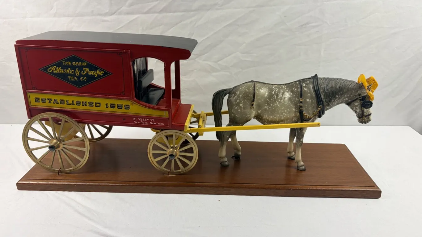 The Great Atlantic & Pacific Horse Drawn Carriage