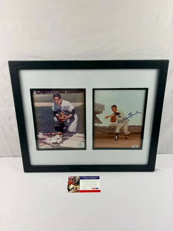 Baseball Autograph Display