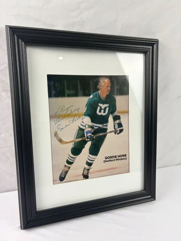 Gordie Howe (Hartford Whalers) Autograph