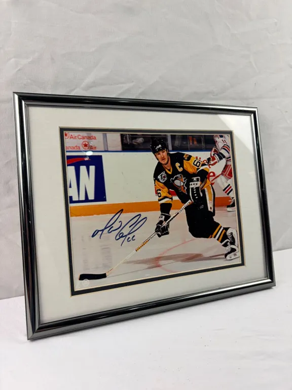 Autographed Mario Lemieux Picture