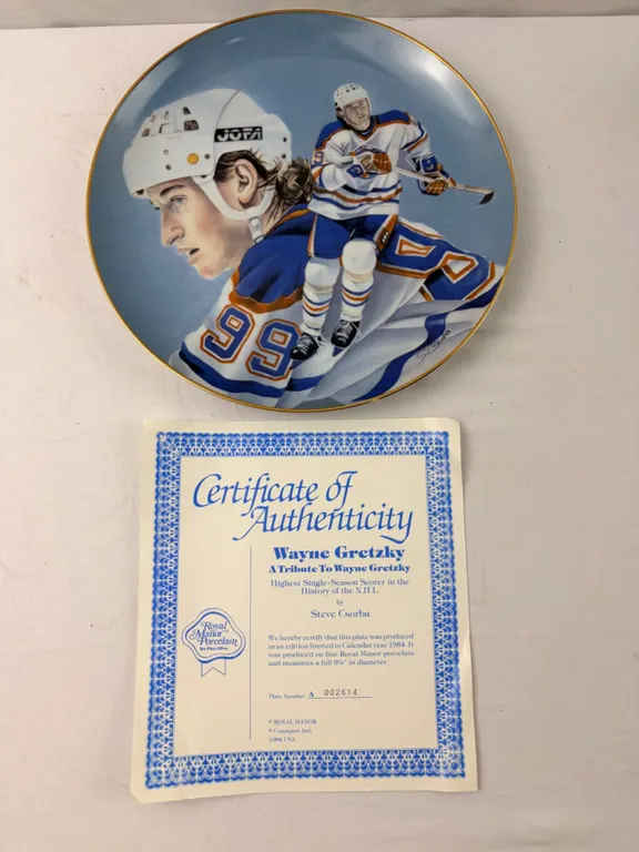 "A Tribute To Wayne Gretzky" Collectors Plate