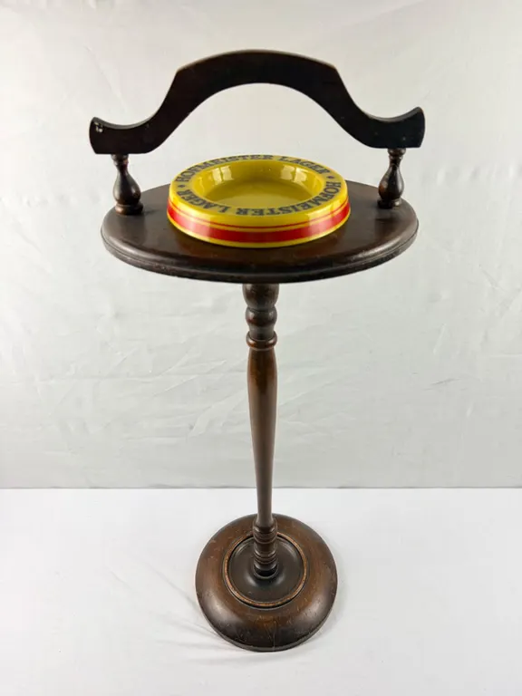 Standing Ashtray