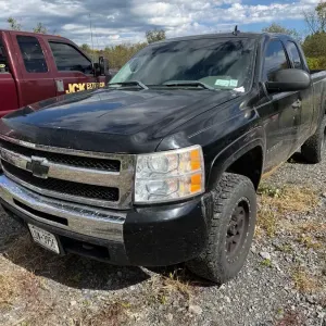 2011 Chevy Silverado 1500 Extended Cab Pickup Truck