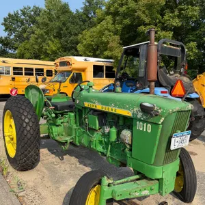 1965 John Deere 1010 Utility Tractor