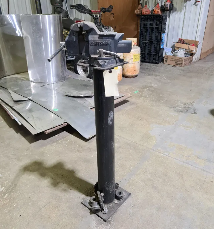 Craftsman Swivel Bench Vise on Stand
