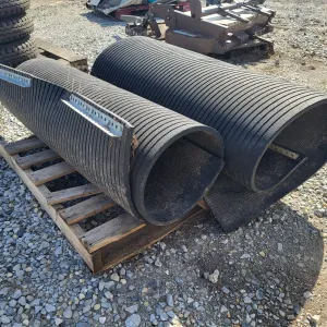 (2) 4' Rubber Mats