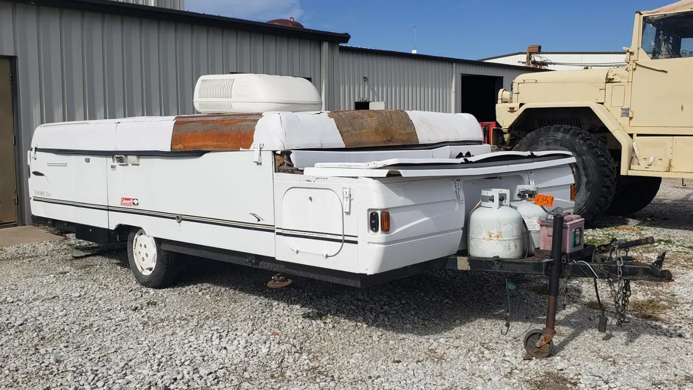 Coleman Bayside Elite Pop-Up Camper
