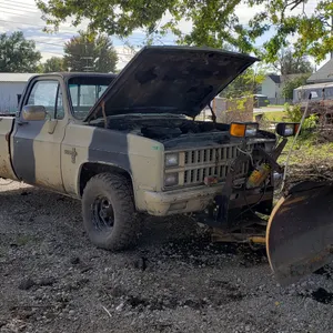 Chevrolet 1500 Diesel With Blade