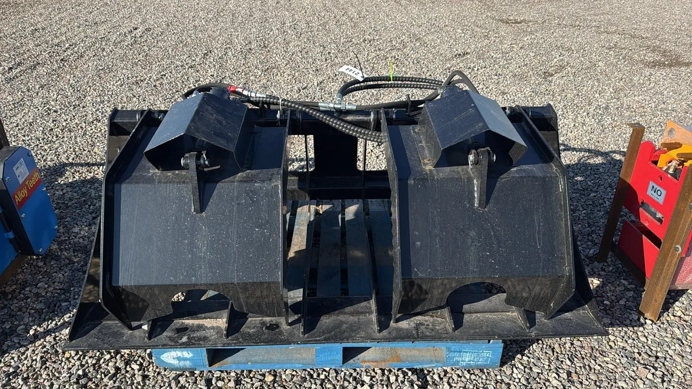 ID 2144 Future 72" Grapple Bucket