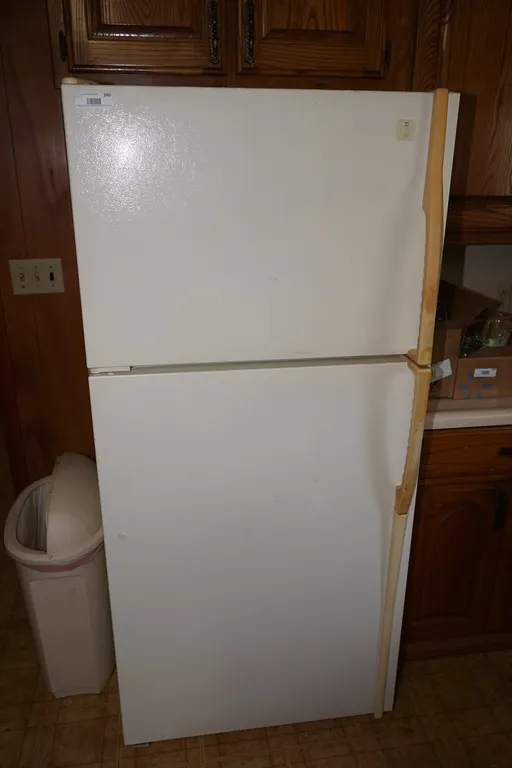 Maytag Plus Top Freezer Refrigerator