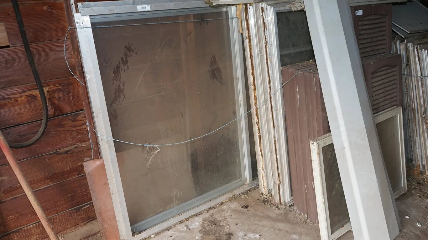 Misc. Windows in Various Sizes & Condition