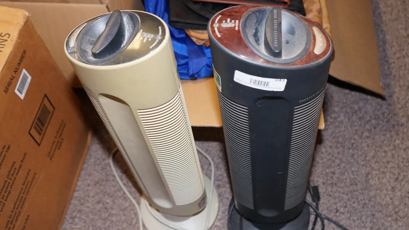 2 Air Purifiers