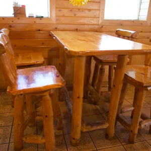 Log High Top Table with (4) Chairs