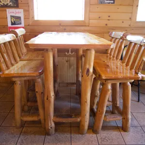 Log High Top Table with (4) Chairs