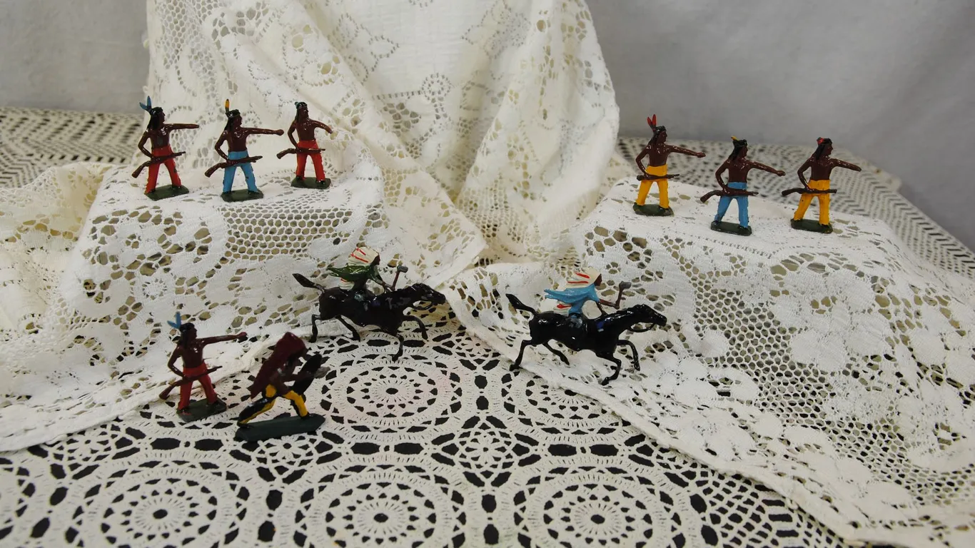 Hollow-cast Lead Native Americans