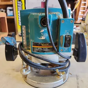 Professional Woodworker Router 11.5Amp, 1-3/4HP, Works