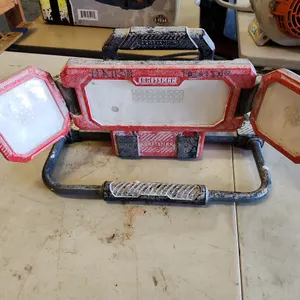 Craftsman LED Work Light Model CMXELAYMPL1033, Works