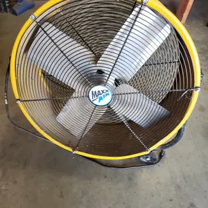 Maxx Air Floor Fan Works 26''
