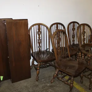 Colonial Dining Table & Chairs