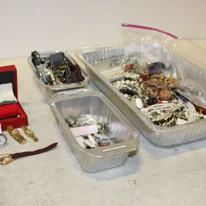 Costume Jewelry & Watches