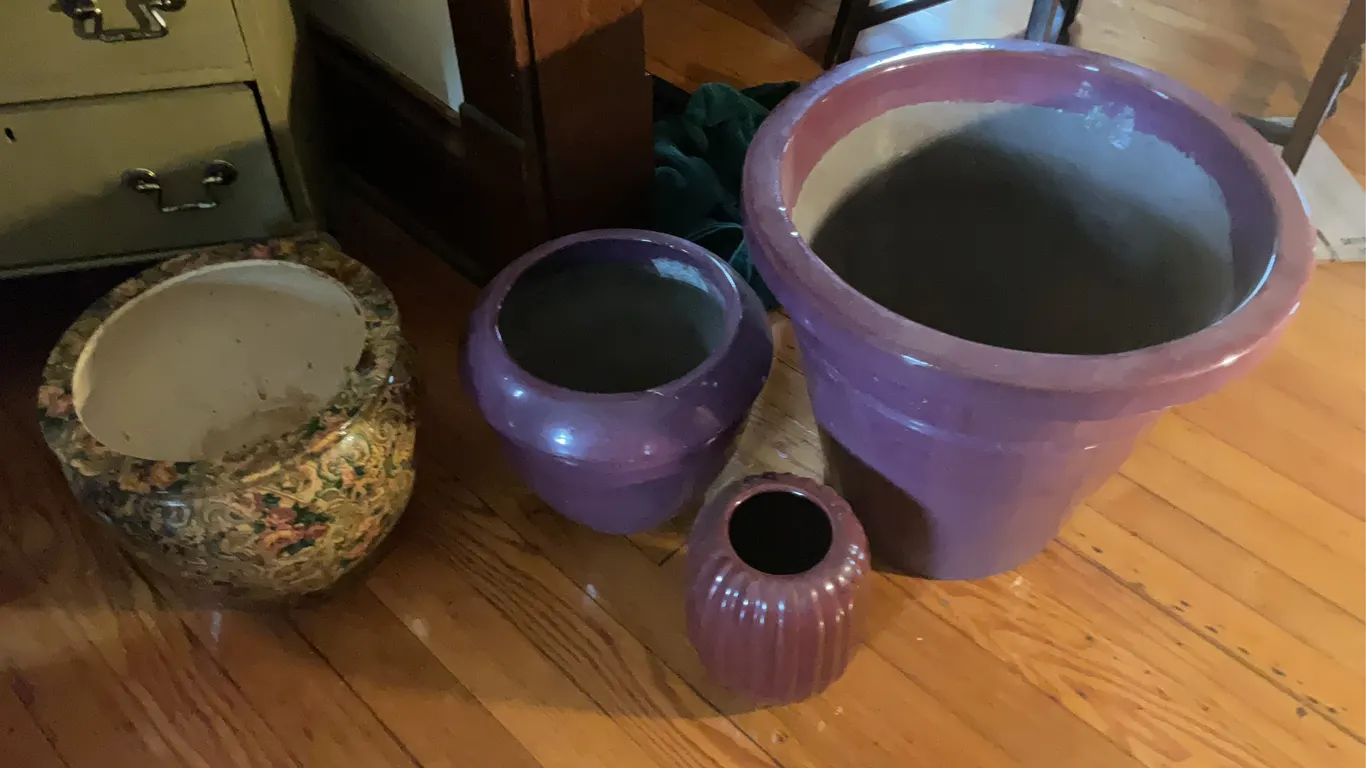 Flower pots