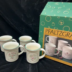 Pfaltzgraff Winterberry 12 Days of Christmas Mug Set of 4