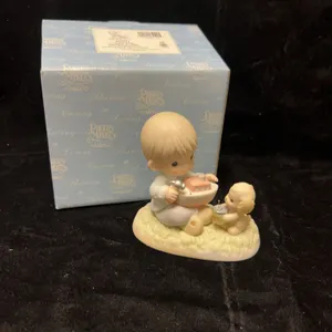 Precious Moments 635251 Porcelain Figurine with Box