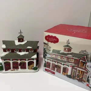 St. Nicholas Square Country Stable Lighted Village Decor
